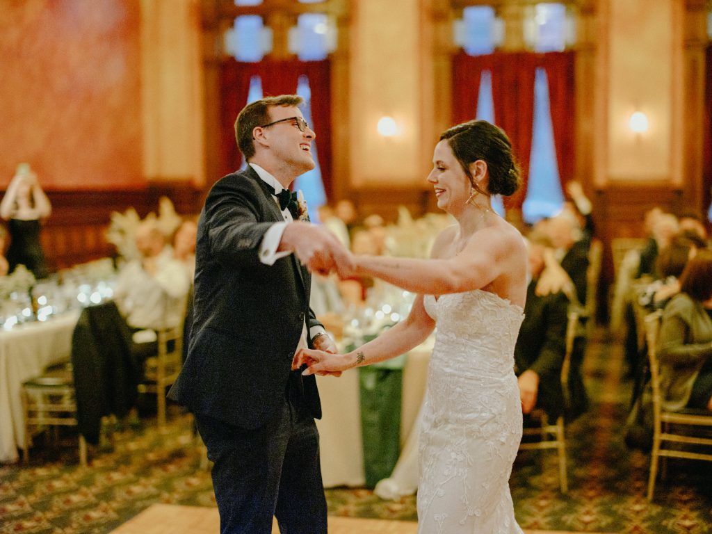 documentary style wedding photos from an Ouray, Colorado wedding day