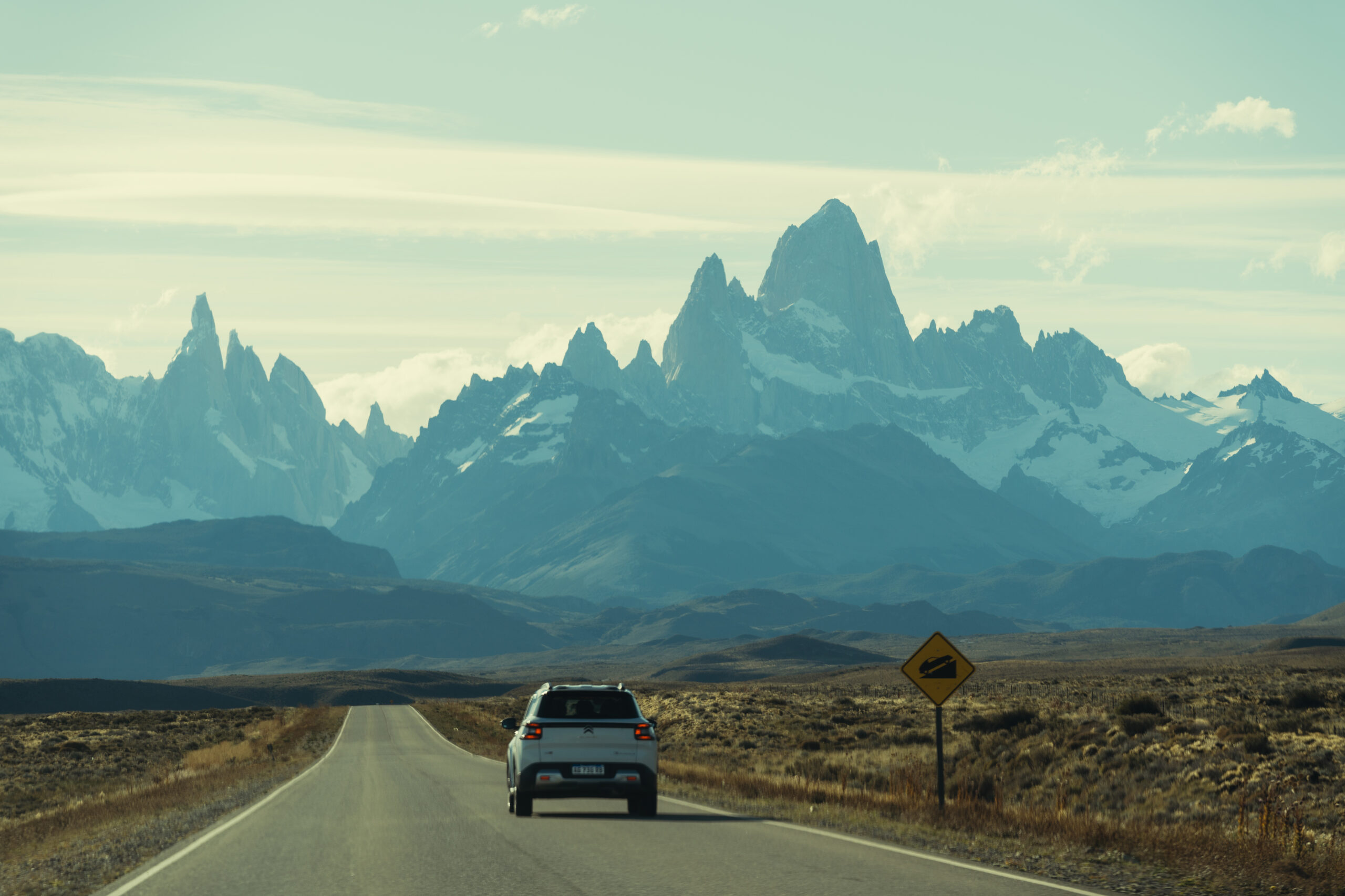 stunning image of fitzroy during a dreamy Patagonia elopem