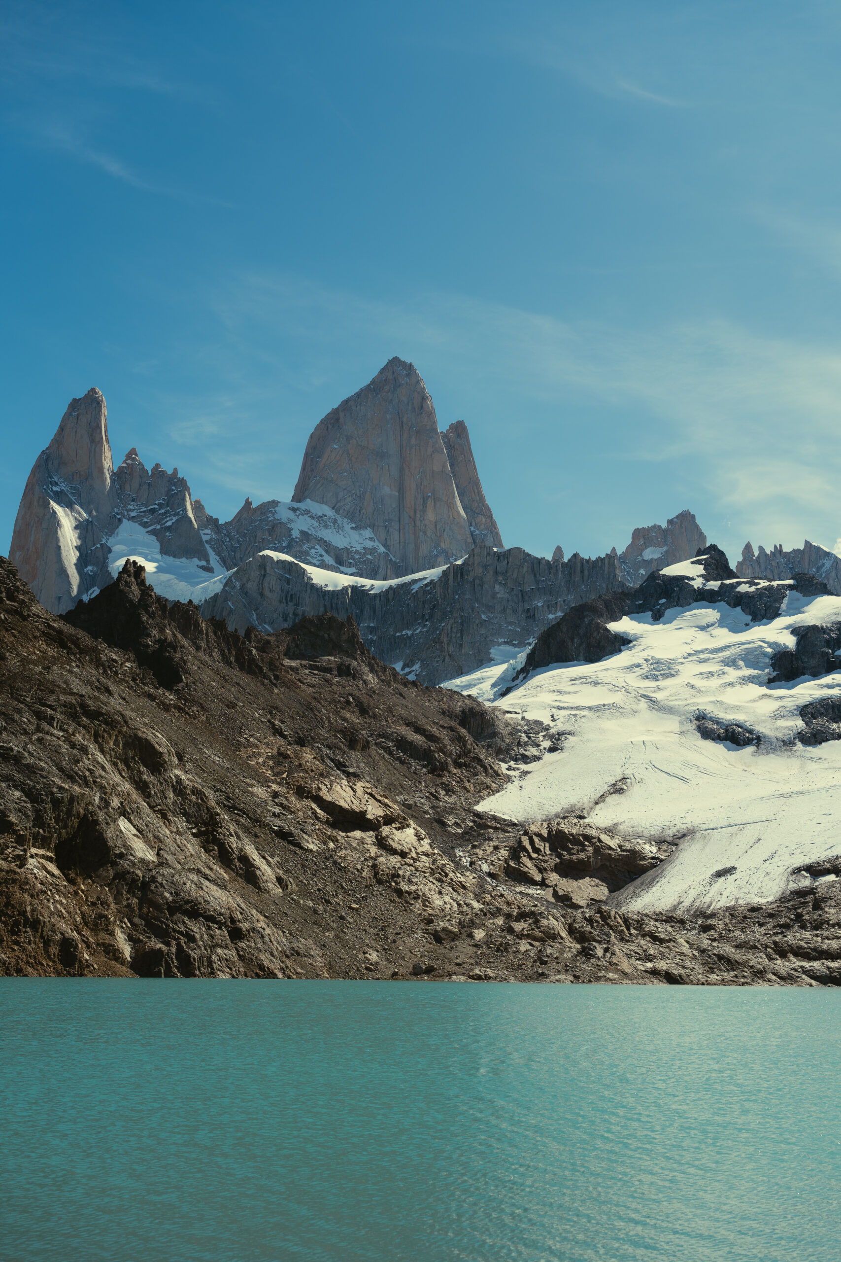 stunning image of fitzroy during a dreamy Patagonia elopem