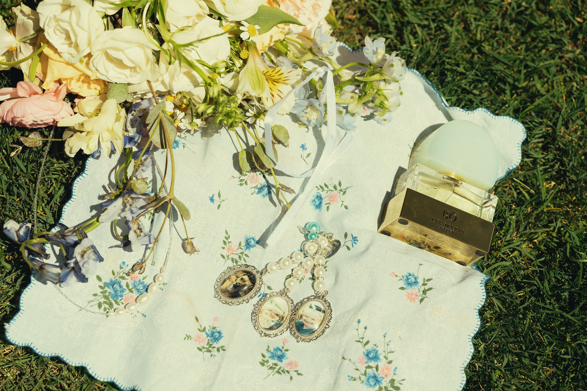 beautiful wedding details from a stunning Perry Park Country Club wedding day